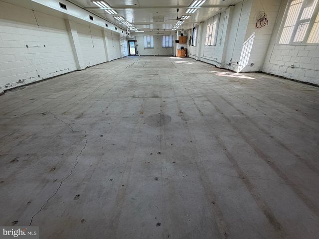 7327 EDMUND ST, Philadelphia, PA 19136