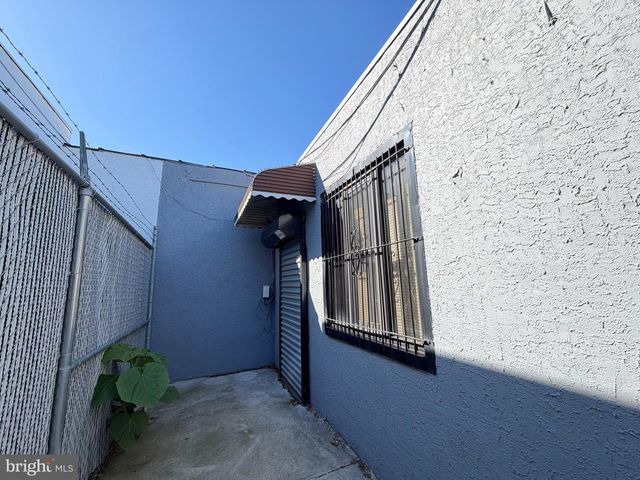 7327 EDMUND ST, Philadelphia, PA 19136