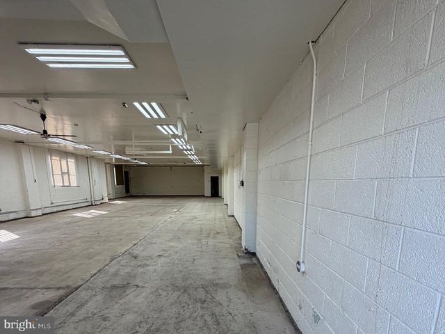 7327 EDMUND ST, Philadelphia, PA 19136