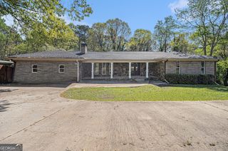 2806 Chaucer Drive SW, Atlanta, GA 30311