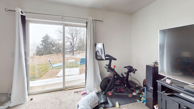 1696 NE Lotus Drive, Bend, OR 97701