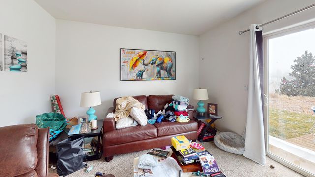 1696 NE Lotus Drive, Bend, OR 97701