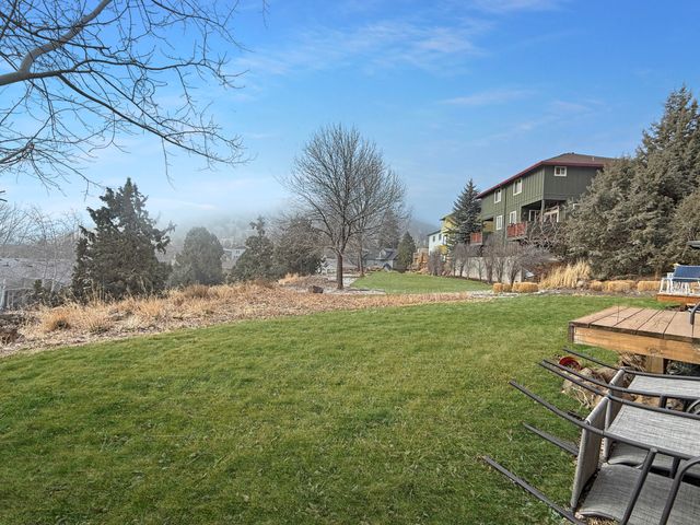 1696 NE Lotus Drive, Bend, OR 97701