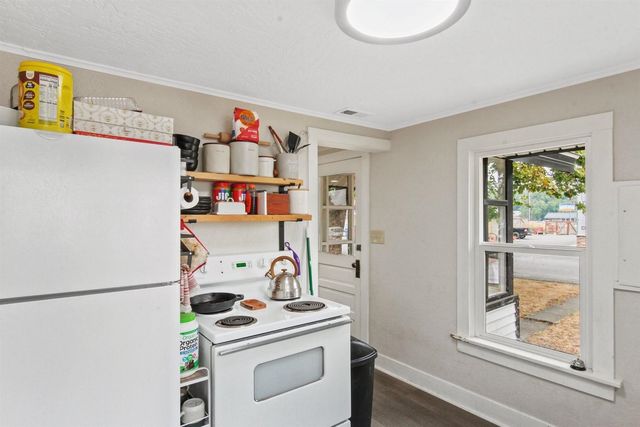 9014 E Frederick Ave, Spokane, WA 99212