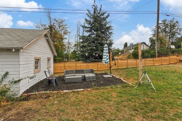 9014 E Frederick Ave, Spokane, WA 99212