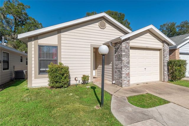 3911 NE 22ND STREET, Ocala, FL 34470