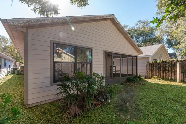 3911 NE 22ND STREET, Ocala, FL 34470