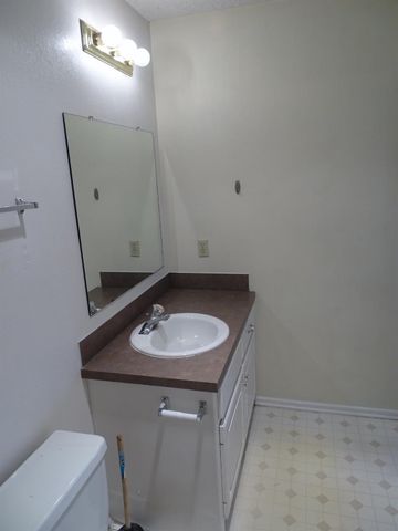 4818 66th Street, B, Lubbock, TX 79414