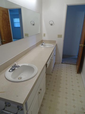 4818 66th Street, B, Lubbock, TX 79414