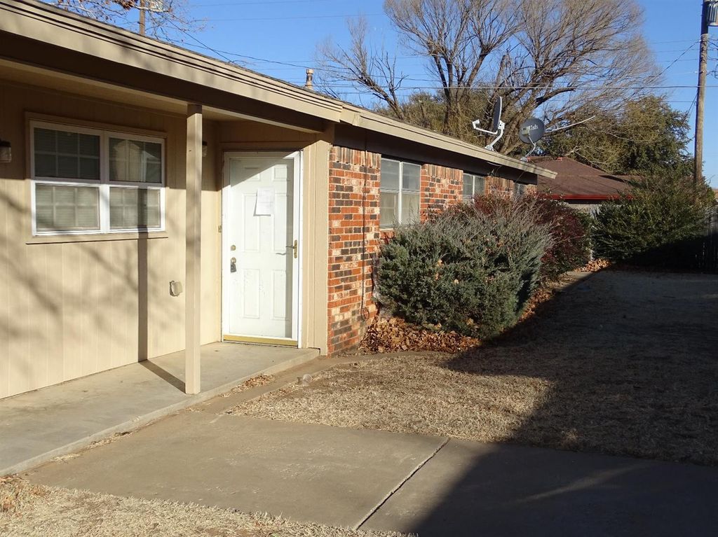 4818 66th Street, B, Lubbock, TX 79414