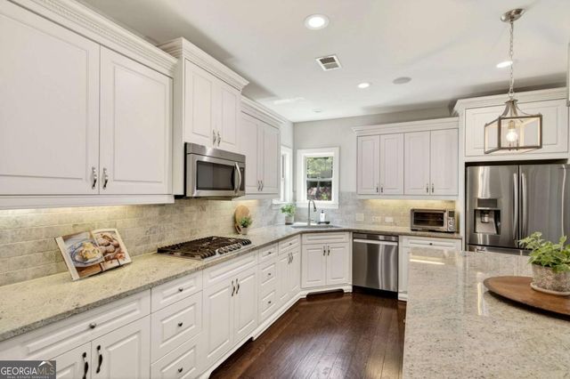 3740 Williams Point Drive, Cumming, GA 30028