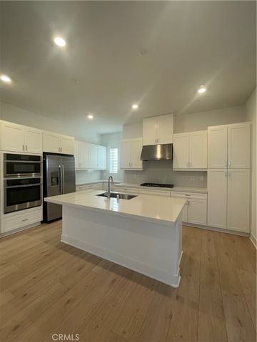 117 Proctor, Irvine, CA 92618