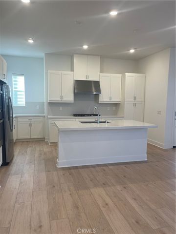 117 Proctor, Irvine, CA 92618