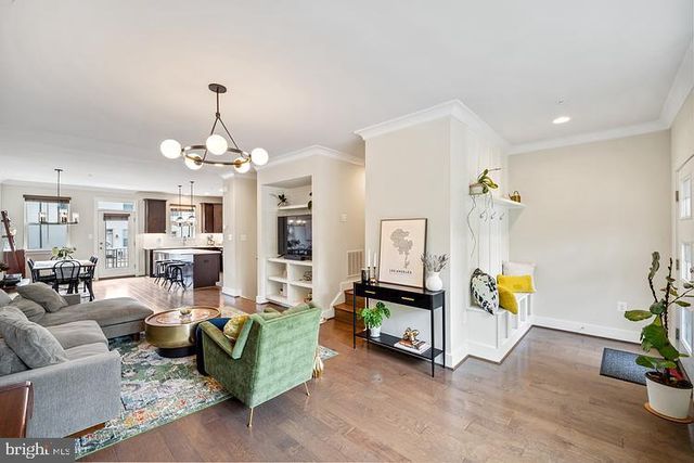 13074 WALLICH WAY, Germantown, MD 20874