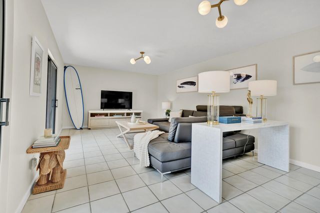 1420 Ocean Way 16a, Jupiter, FL 33477