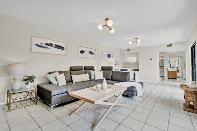 1420 Ocean Way 16a, Jupiter, FL 33477