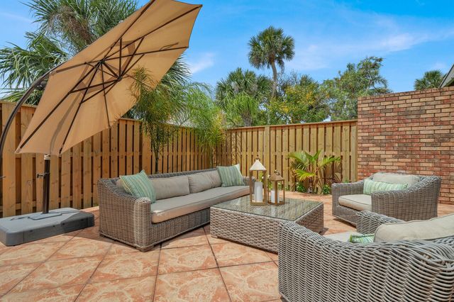1420 Ocean Way 16a, Jupiter, FL 33477