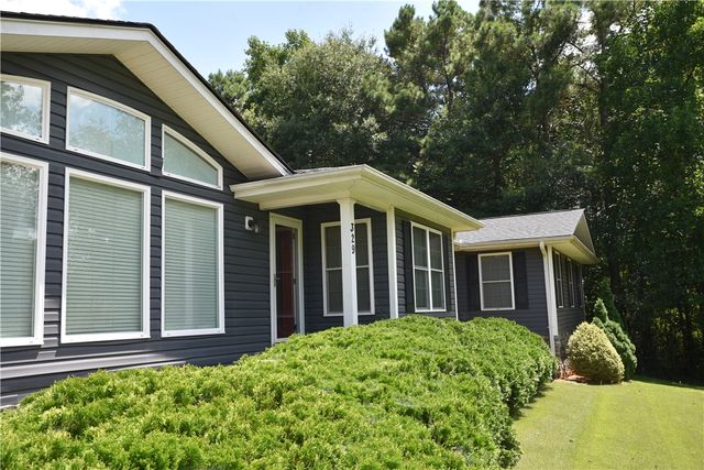 329 Arphenia Drive, West Union, SC 29696