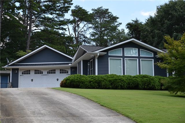 329 Arphenia Drive, West Union, SC 29696