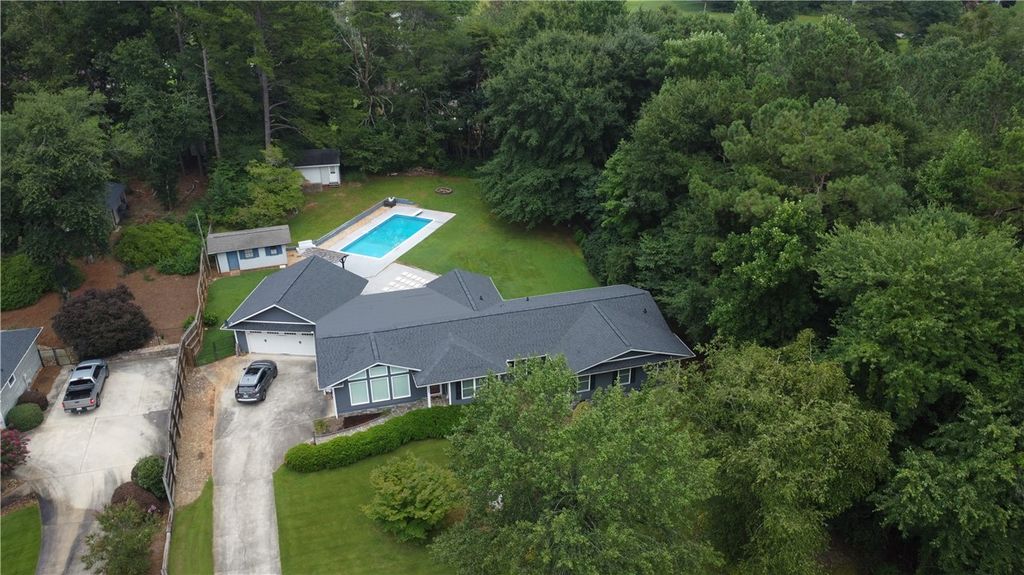 329 Arphenia Drive, West Union, SC 29696