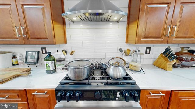 322 WALLACE DR, Newark, DE 19711