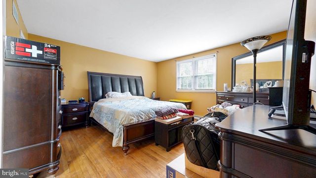 322 WALLACE DR, Newark, DE 19711