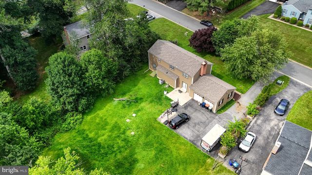 322 WALLACE DR, Newark, DE 19711