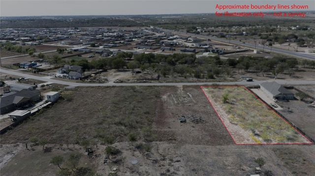 175 El Dorado DR, Kyle, TX 78640