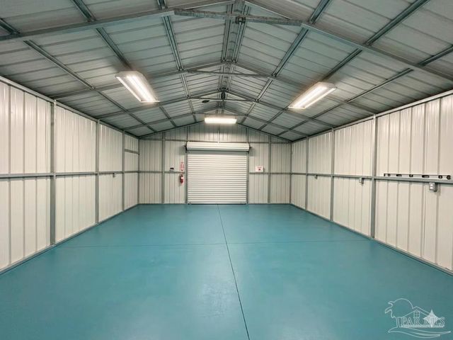 3055 Wallace Lake Rd, Pace, FL 32571