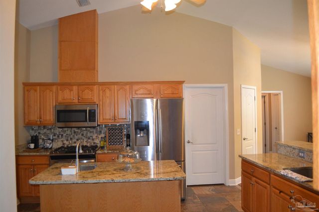 3055 Wallace Lake Rd, Pace, FL 32571