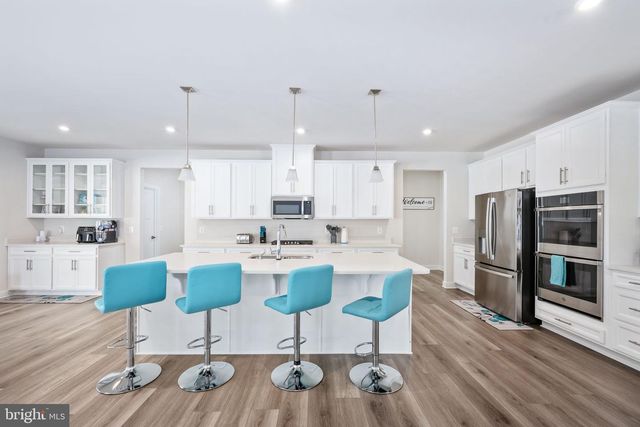 112 LAKE BLUFF CT, Fredericksburg, VA 22406
