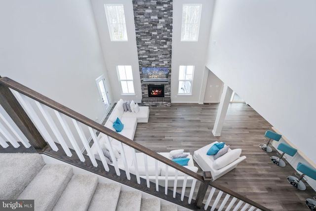 112 LAKE BLUFF CT, Fredericksburg, VA 22406