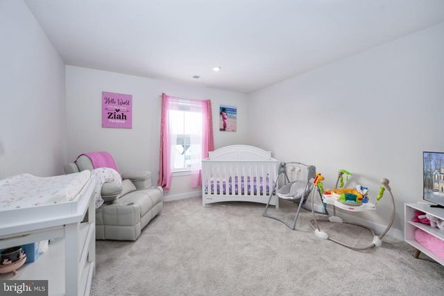 112 LAKE BLUFF CT, Fredericksburg, VA 22406