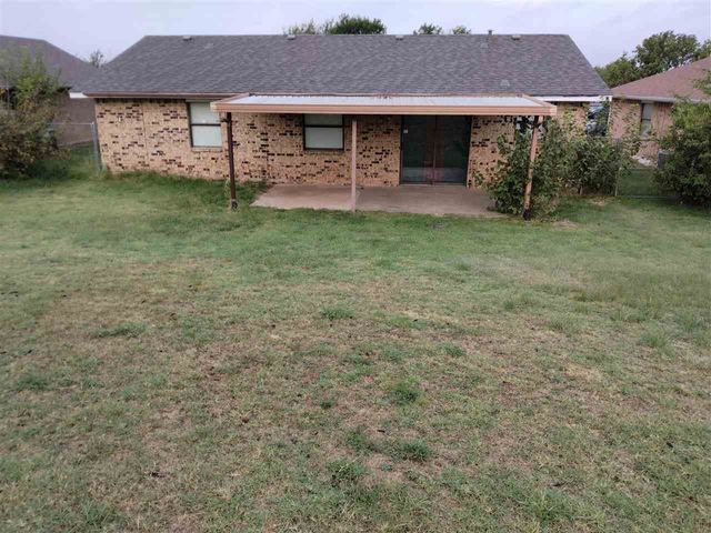 409 NE 27th, Lawton, OK 73507