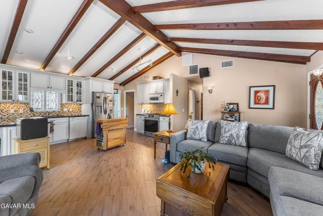 29125 Devils Punch Bowl Road, Pearblossom, CA 93553