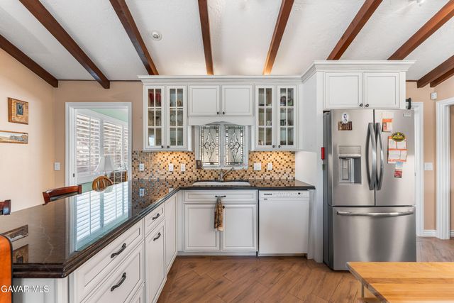 29125 Devils Punch Bowl Road, Pearblossom, CA 93553
