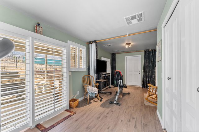 29125 Devils Punch Bowl Road, Pearblossom, CA 93553