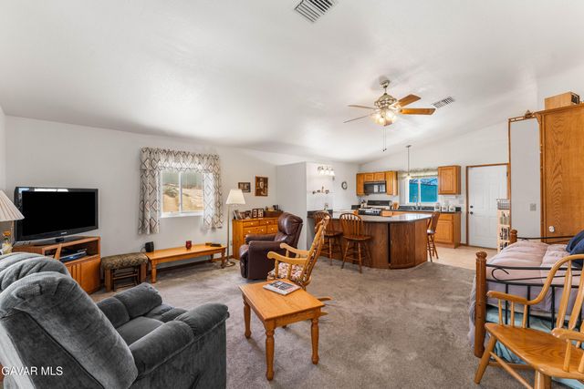 29125 Devils Punch Bowl Road, Pearblossom, CA 93553