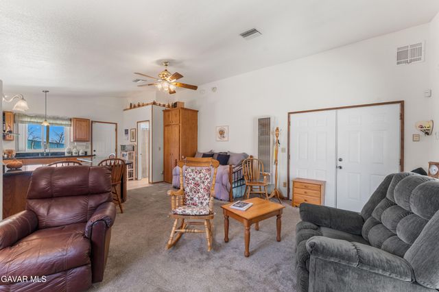 29125 Devils Punch Bowl Road, Pearblossom, CA 93553