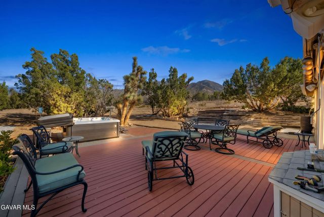 29125 Devils Punch Bowl Road, Pearblossom, CA 93553