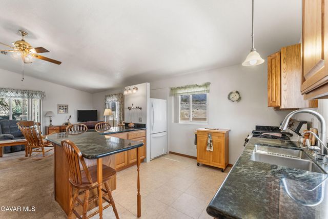 29125 Devils Punch Bowl Road, Pearblossom, CA 93553