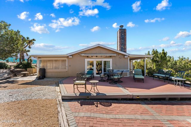 29125 Devils Punch Bowl Road, Pearblossom, CA 93553
