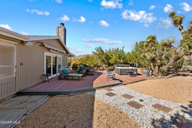 29125 Devils Punch Bowl Road, Pearblossom, CA 93553