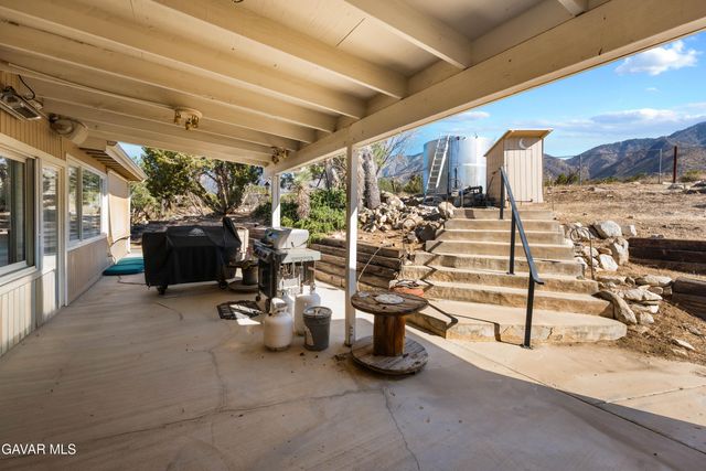 29125 Devils Punch Bowl Road, Pearblossom, CA 93553