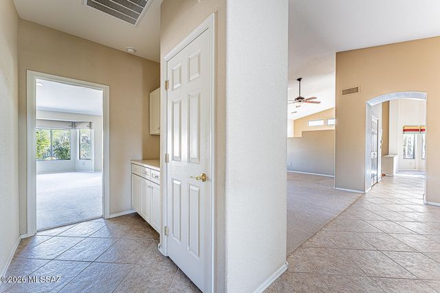 1917 E Orchid Lane, Green Valley, AZ 85614