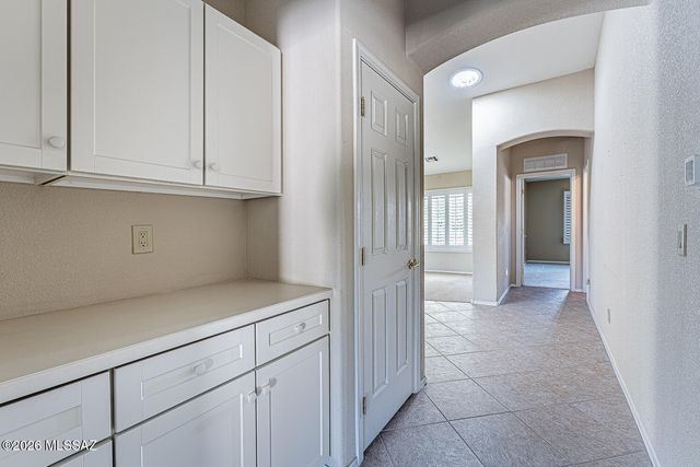 1917 E Orchid Lane, Green Valley, AZ 85614