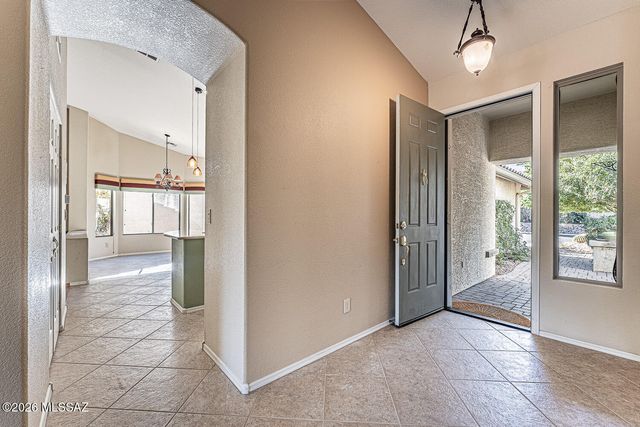 1917 E Orchid Lane, Green Valley, AZ 85614