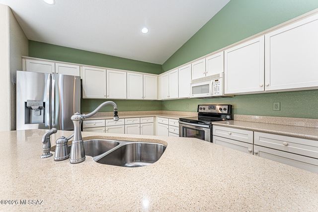 1917 E Orchid Lane, Green Valley, AZ 85614