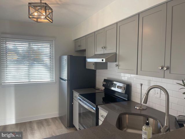 57 ASH STOKER LN, Horsham, PA 19044