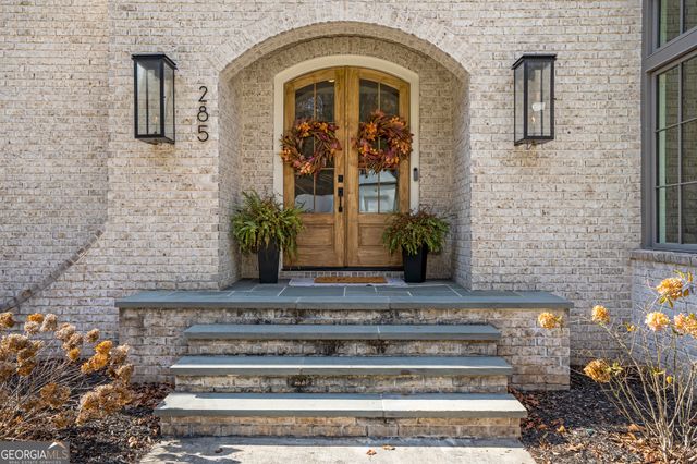 285 Roswell Farms Drive, Roswell, GA 30075